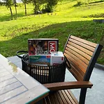 Tam Gdzie Rosna Poziomki